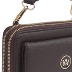 Cartera crossbody Samie para mujer color café